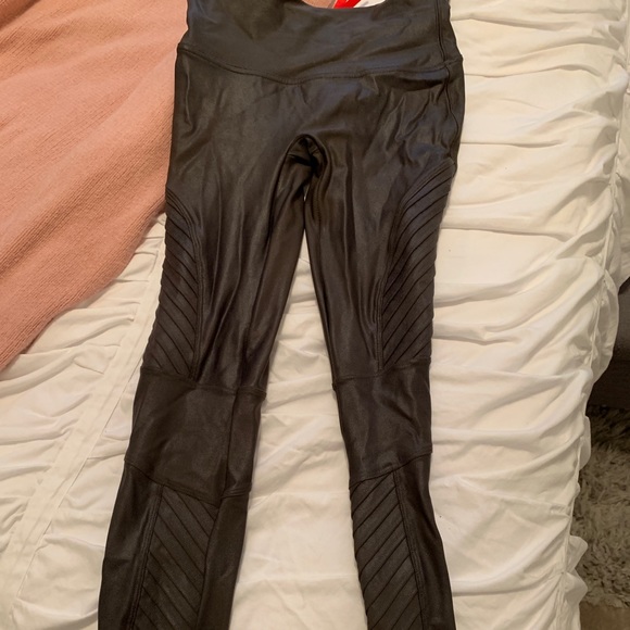 SPANX Pants - Spanx Faux Leather amigo Legging